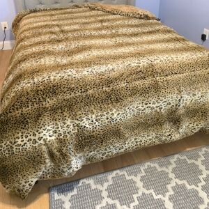 Macy's Faux Fur Leopard Duvet Cover in Tan and Black